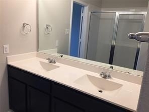 3018 Erickson Manor Court - Photo 3