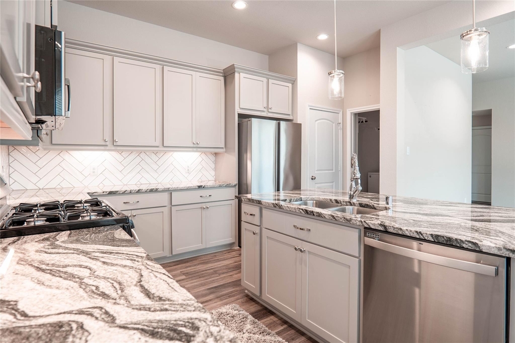 16119 Northern Cardinal Lane - Photo 8