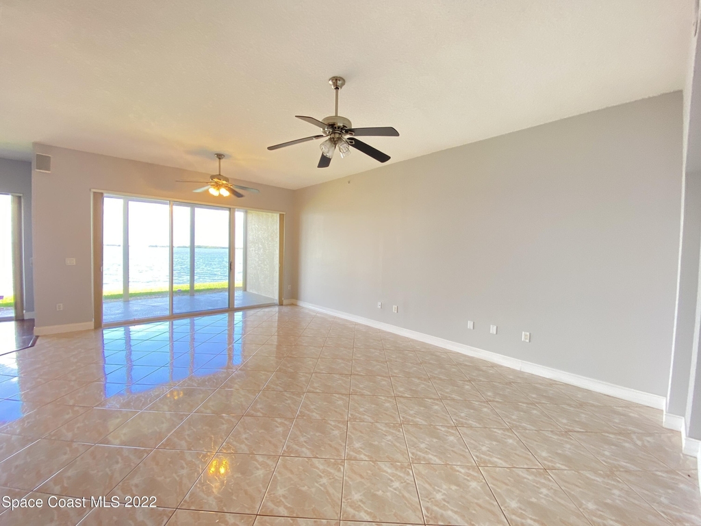 1835 Minutemen Causeway - Photo 4