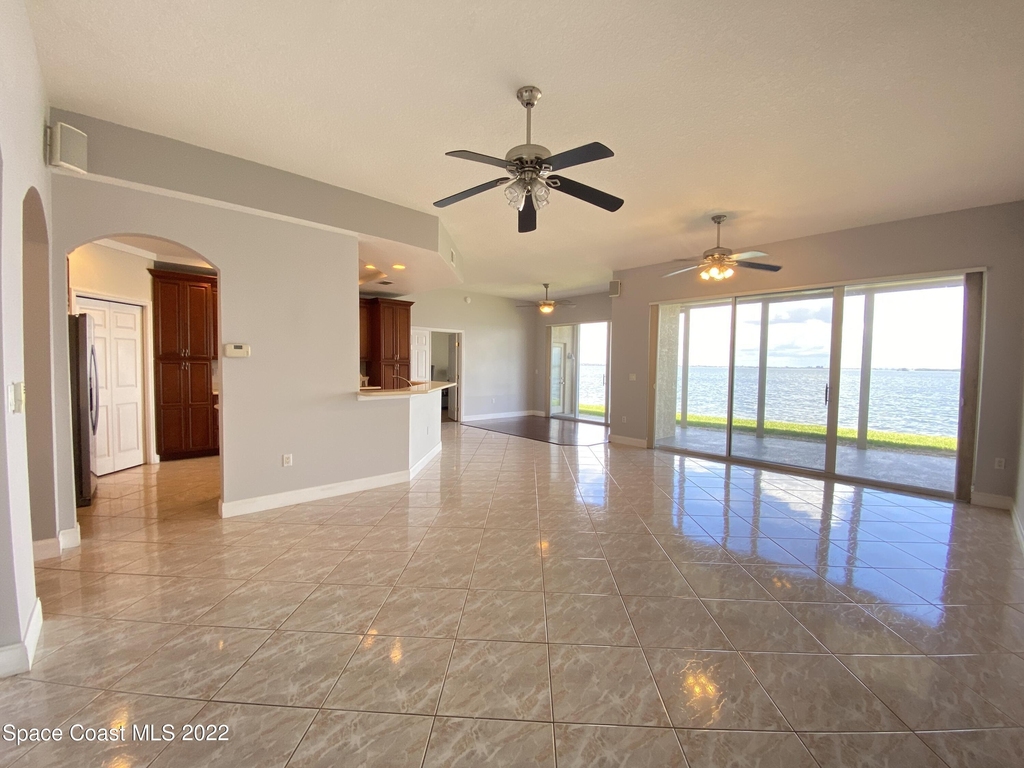 1835 Minutemen Causeway - Photo 3