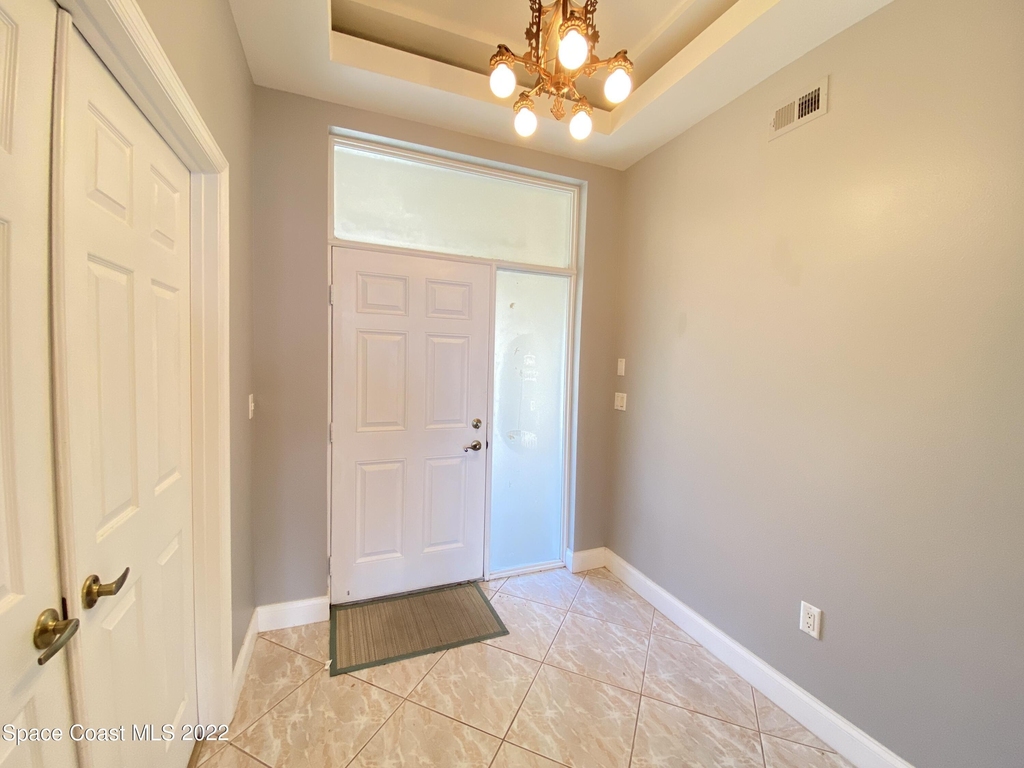 1835 Minutemen Causeway - Photo 2