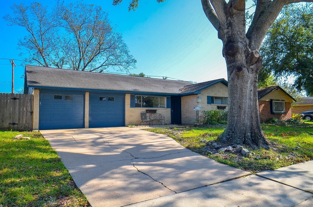7327 Osage Street - Photo 0