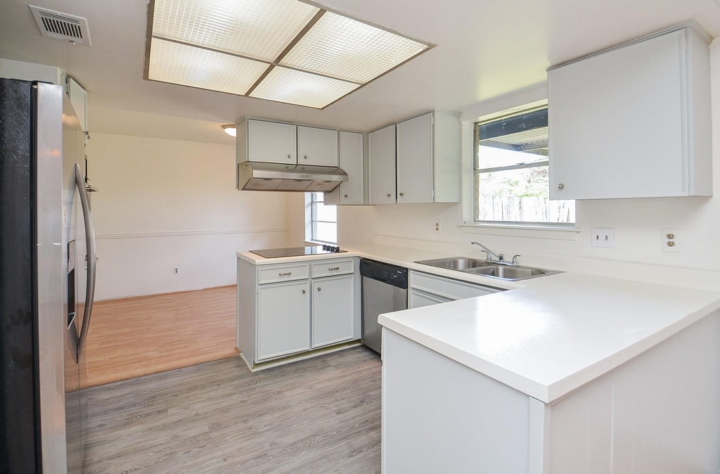 7327 Osage Street - Photo 14