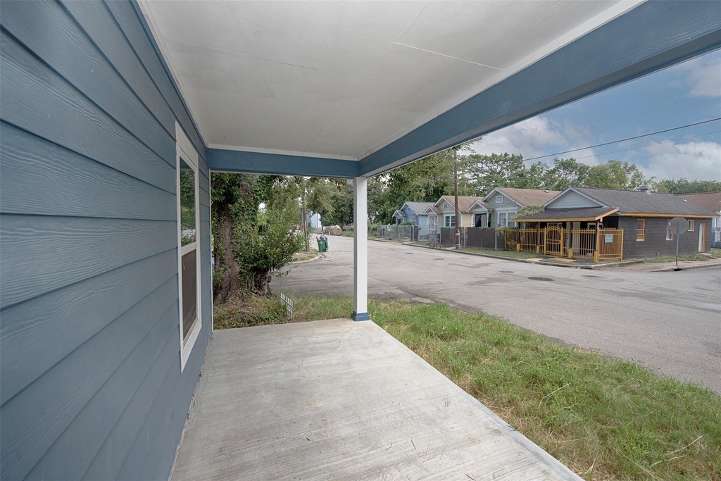 2802 Canfield Street - Photo 1