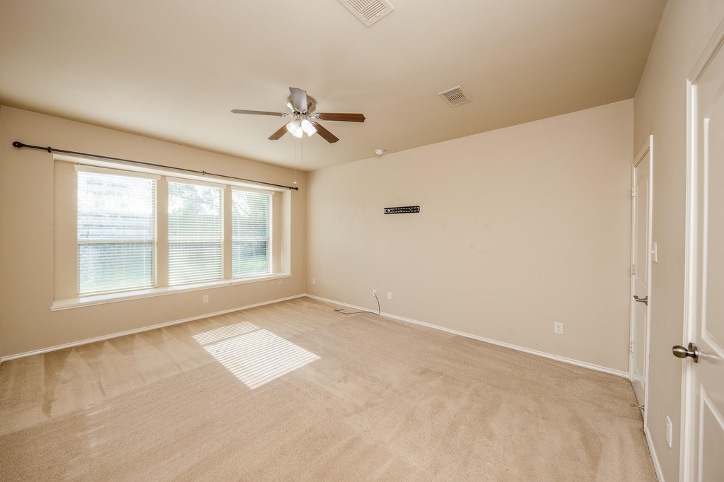 4019 Windmill Creek Drive - Photo 17