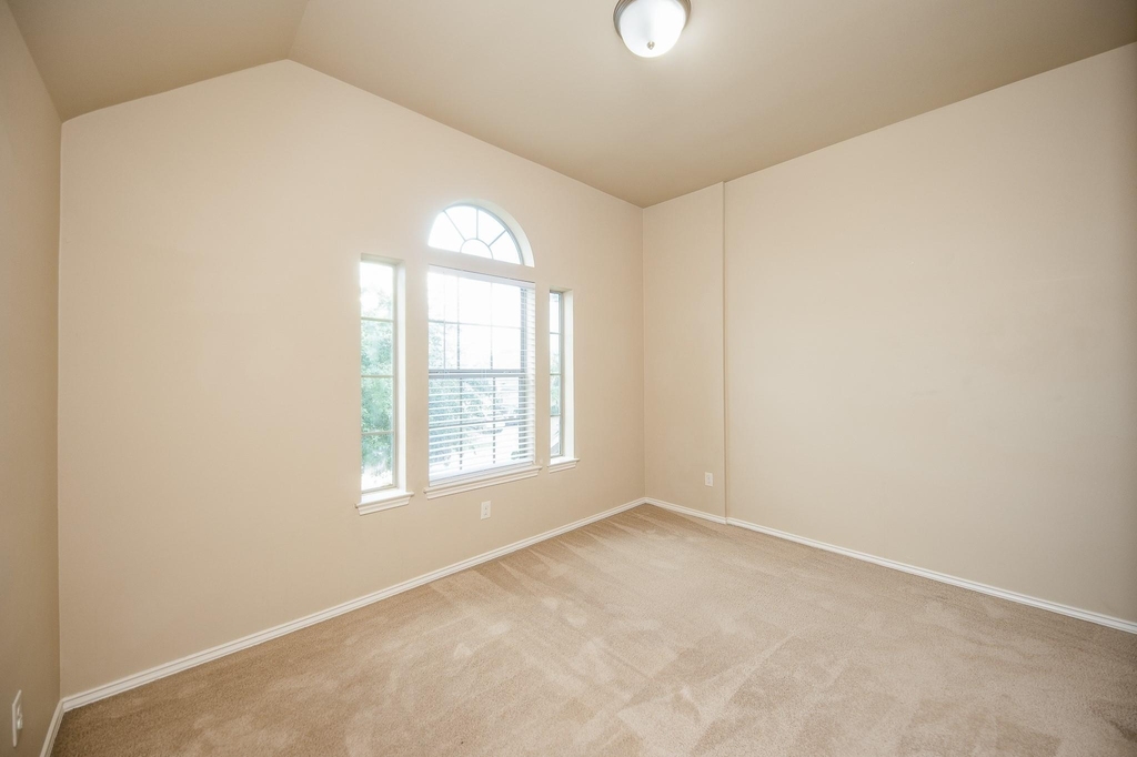 4019 Windmill Creek Drive - Photo 20