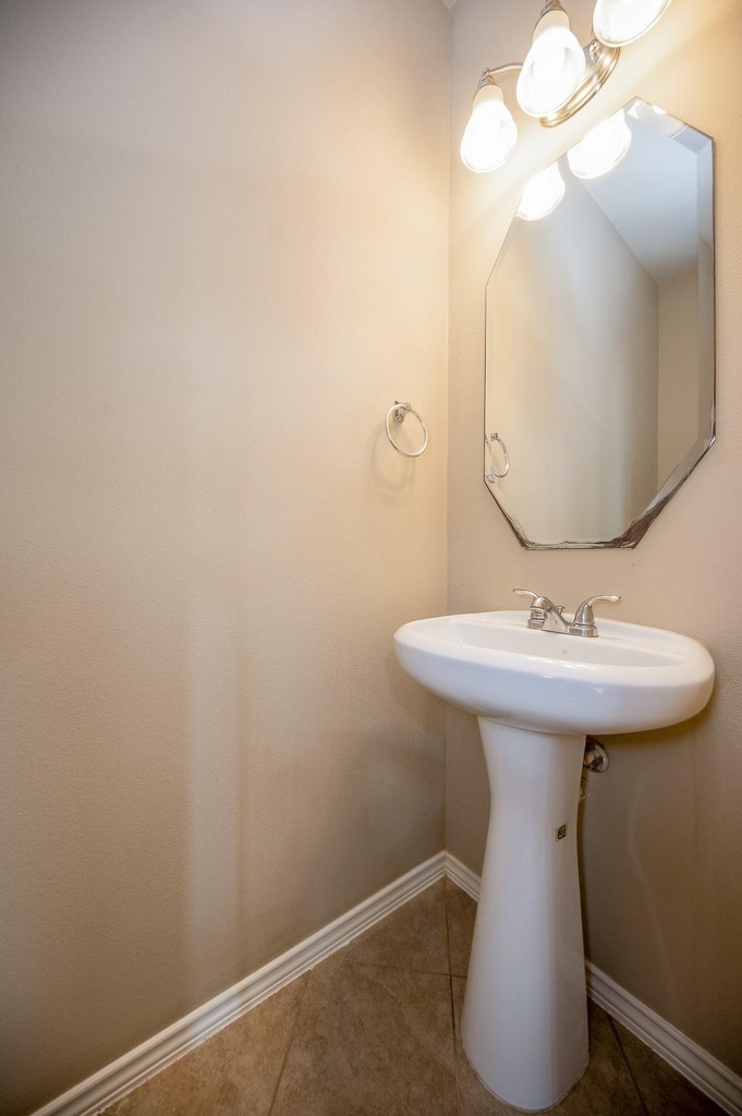 4019 Windmill Creek Drive - Photo 13