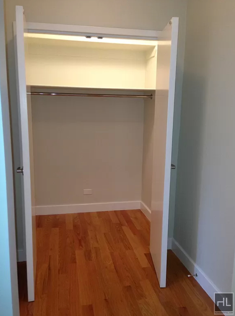 West 18th Street - Photo 3