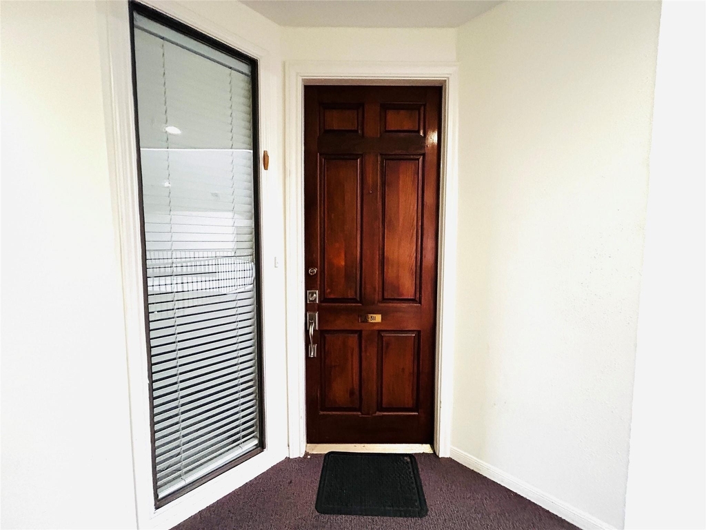 5200 Weslayan Street - Photo 3