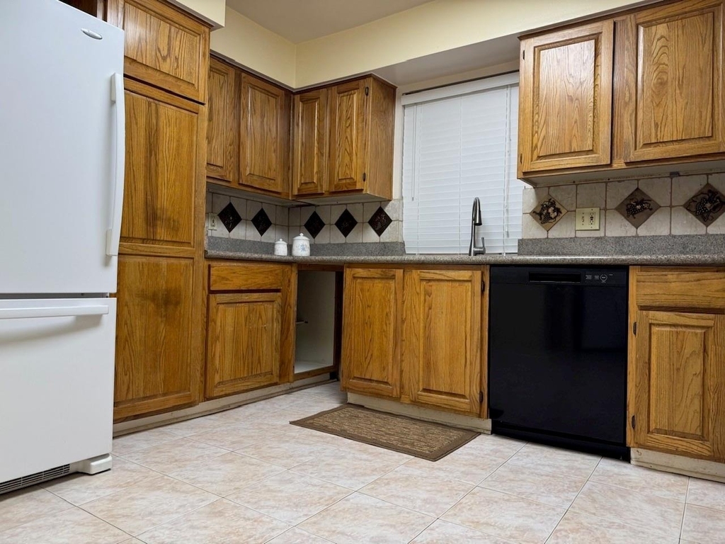 5200 Weslayan Street - Photo 9