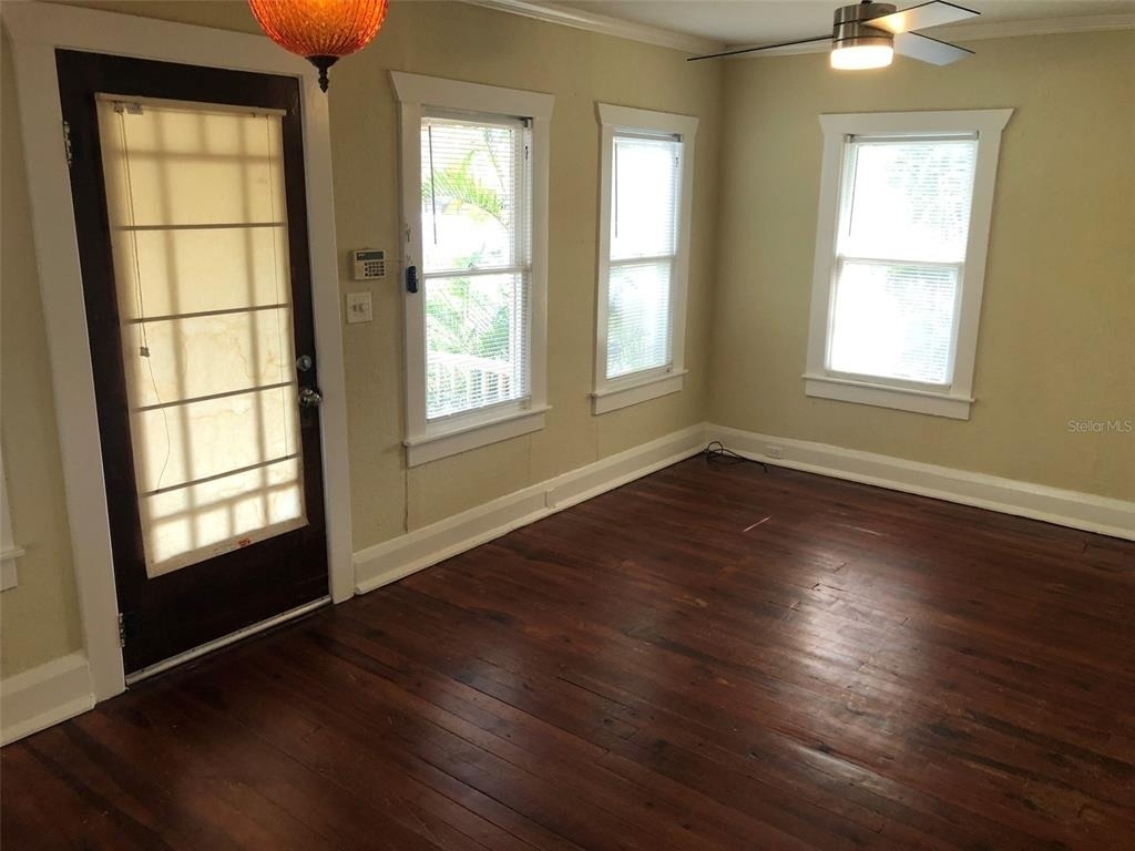 310 W Genesee Street - Photo 2