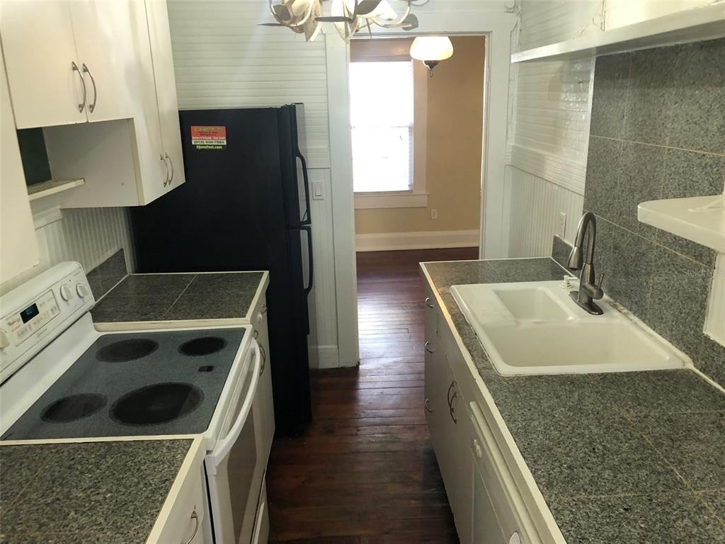 310 W Genesee Street - Photo 6