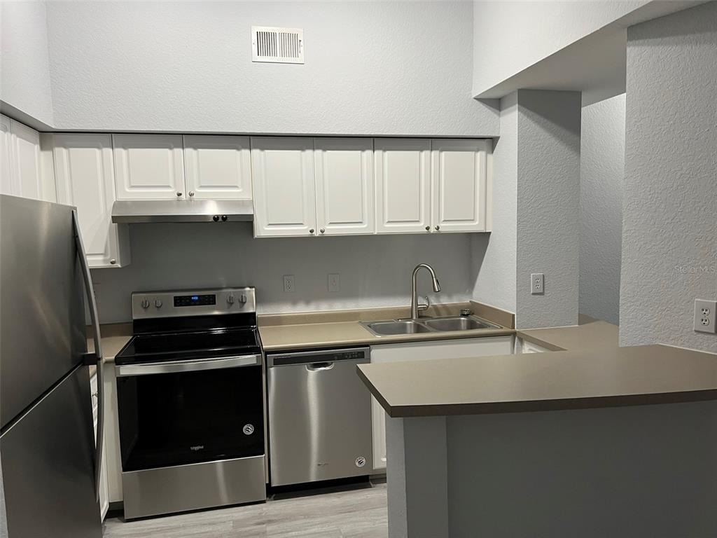 402 S Armenia Avenue - Photo 12
