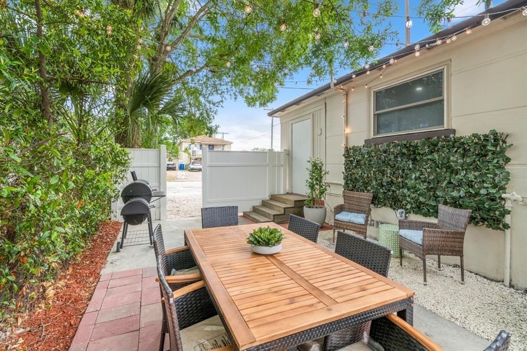 2402 W Cypress Street - Photo 25