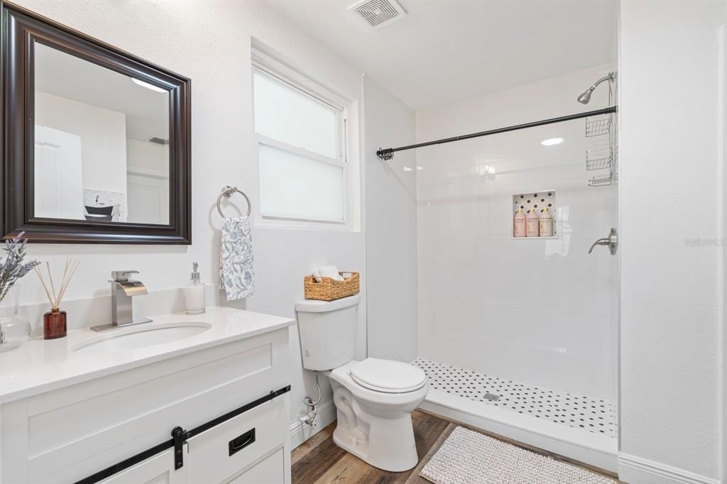 2402 W Cypress Street - Photo 11