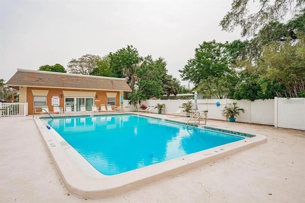 12760 Indian Rocks Road - Photo 27