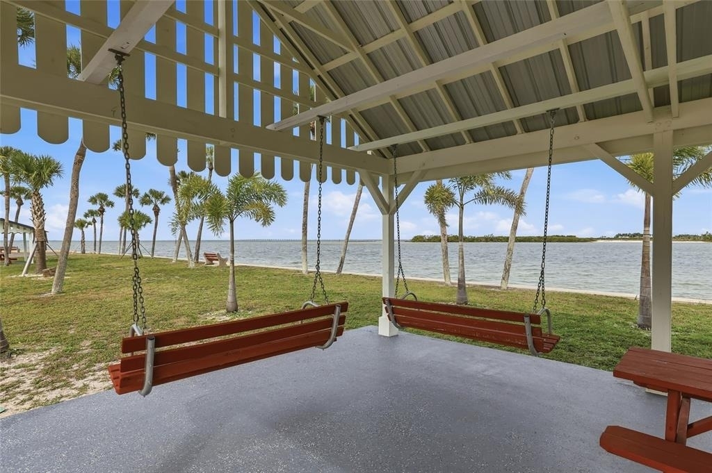 4851 W Gandy Boulevard - Photo 42