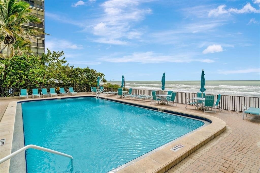 15462 Gulf Boulevard - Photo 31