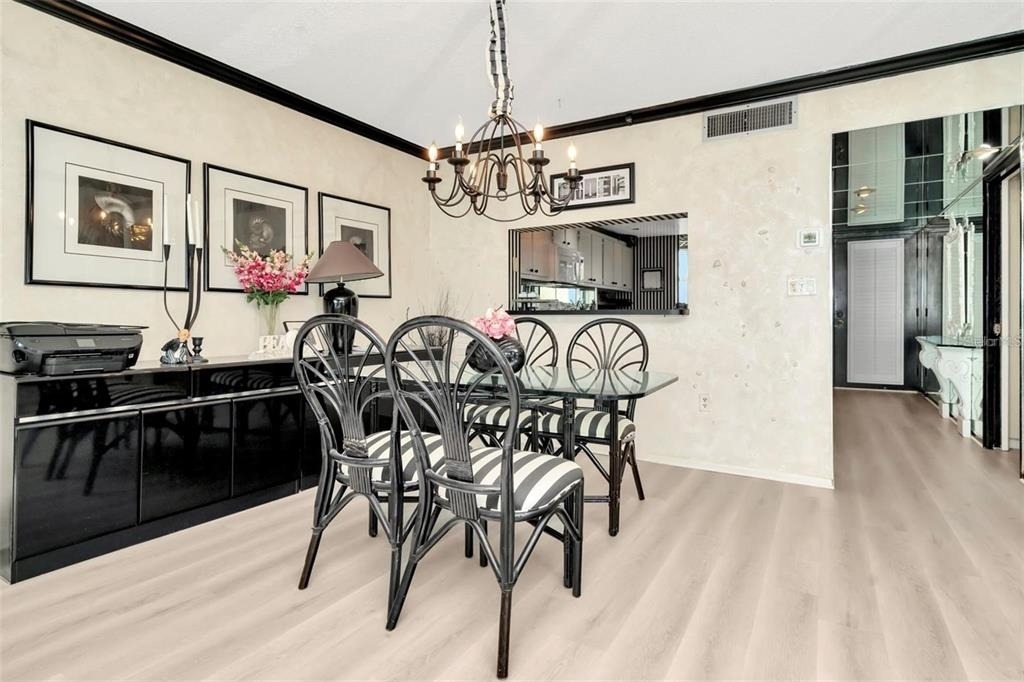 15462 Gulf Boulevard - Photo 8