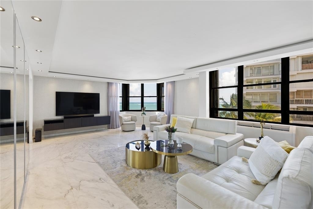 2 Washington Street - Photo 4
