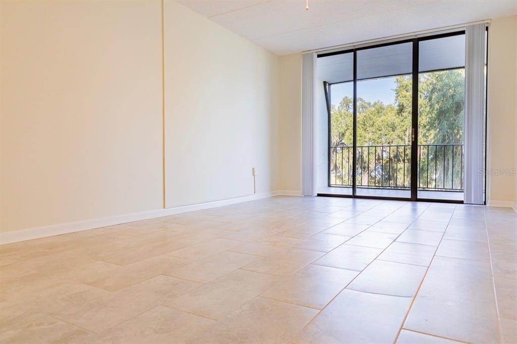 208 Lake Howard Drive Nw - Photo 8