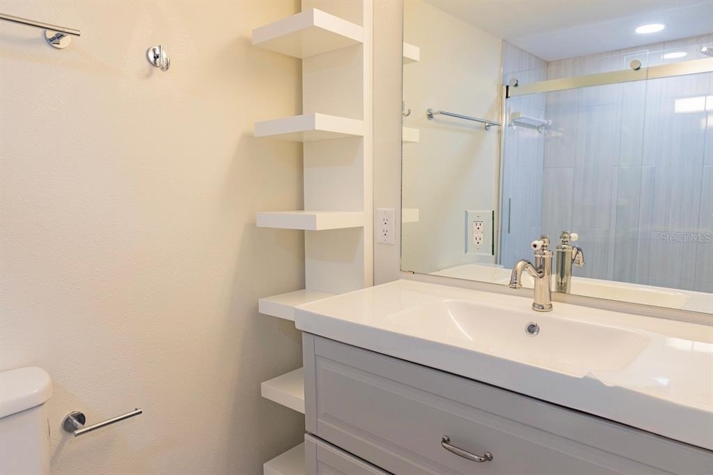 208 Lake Howard Drive Nw - Photo 14