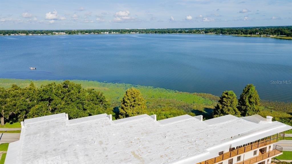 208 Lake Howard Drive Nw - Photo 3