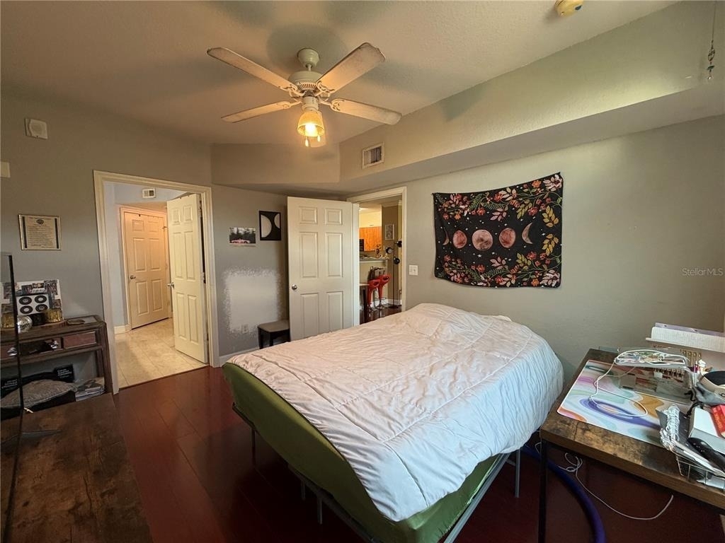 300 E South Street - Photo 11