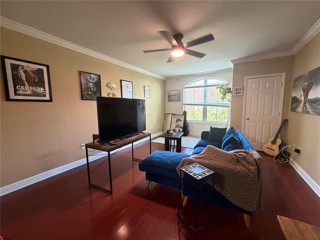 300 E South Street - Photo 7