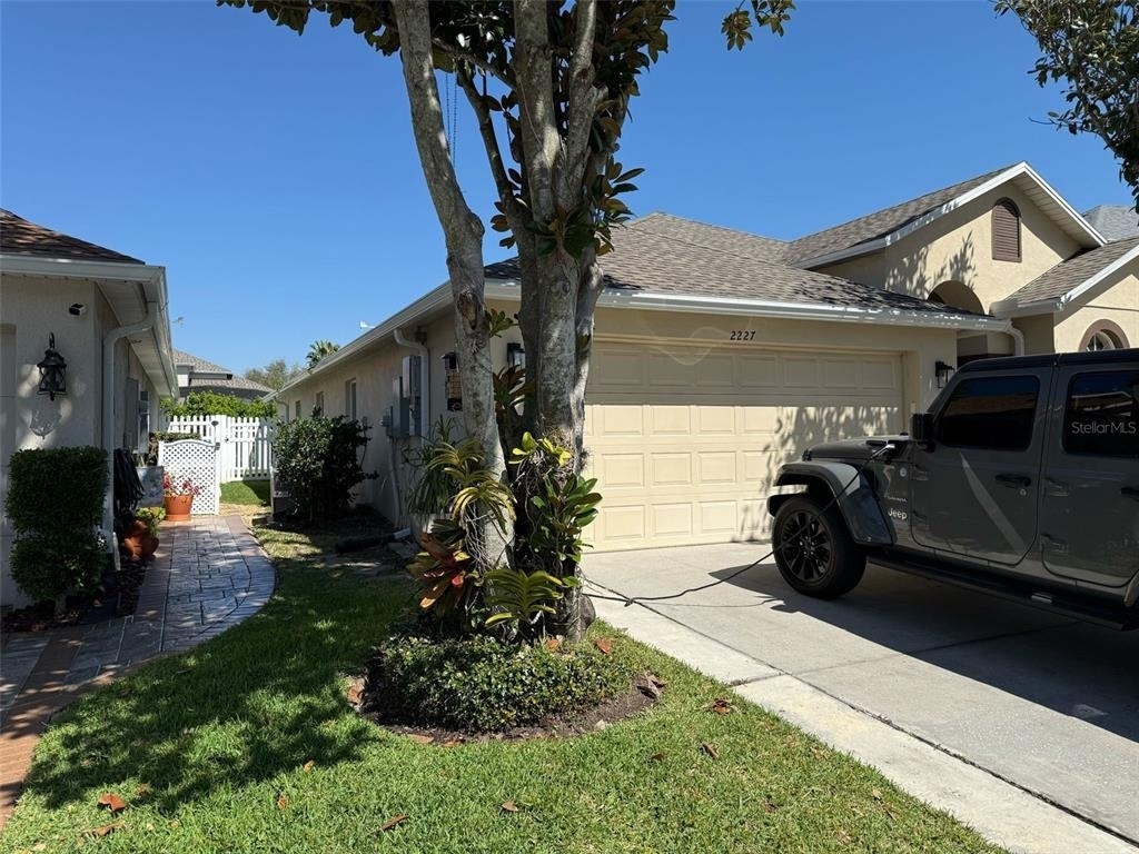 2227 Oakington Street - Photo 2