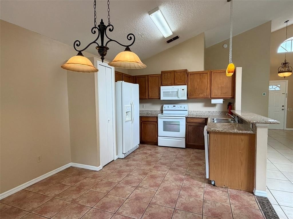 625 Remington Oak Drive - Photo 5