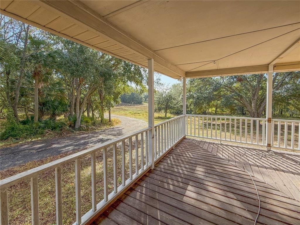 2827 Sanctuary Lane - Photo 9