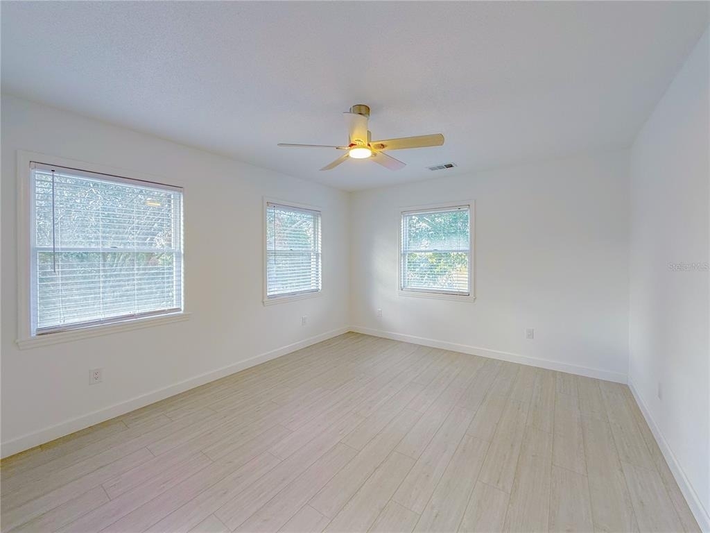 2827 Sanctuary Lane - Photo 38