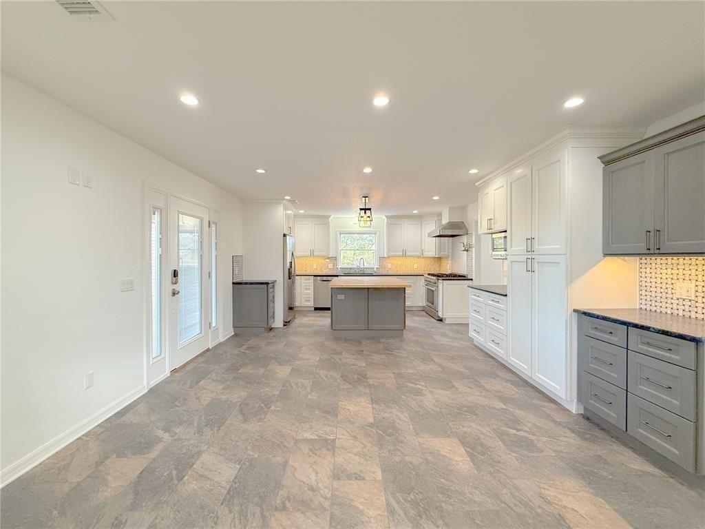 2827 Sanctuary Lane - Photo 13