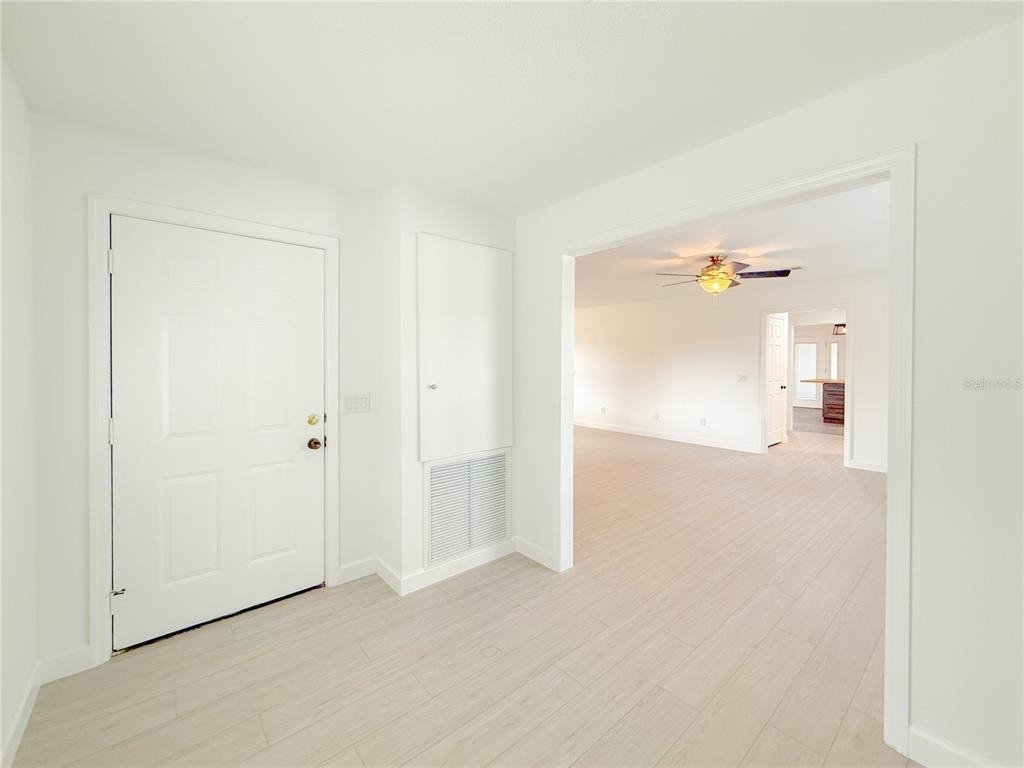 2827 Sanctuary Lane - Photo 26