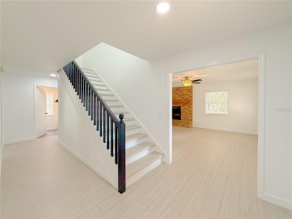 2827 Sanctuary Lane - Photo 20