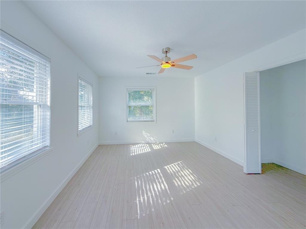 2827 Sanctuary Lane - Photo 35