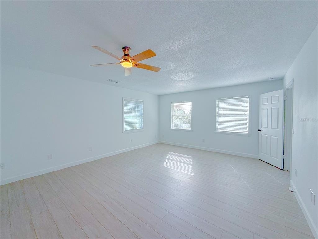 2827 Sanctuary Lane - Photo 42