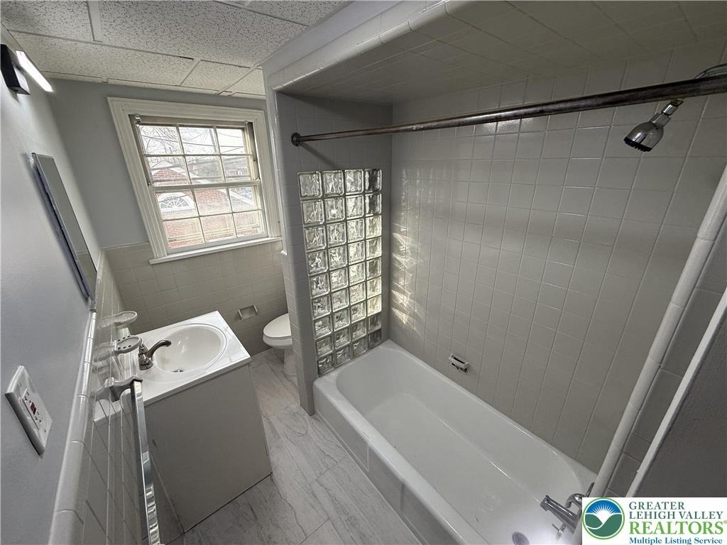 10 N 17th - Photo 12