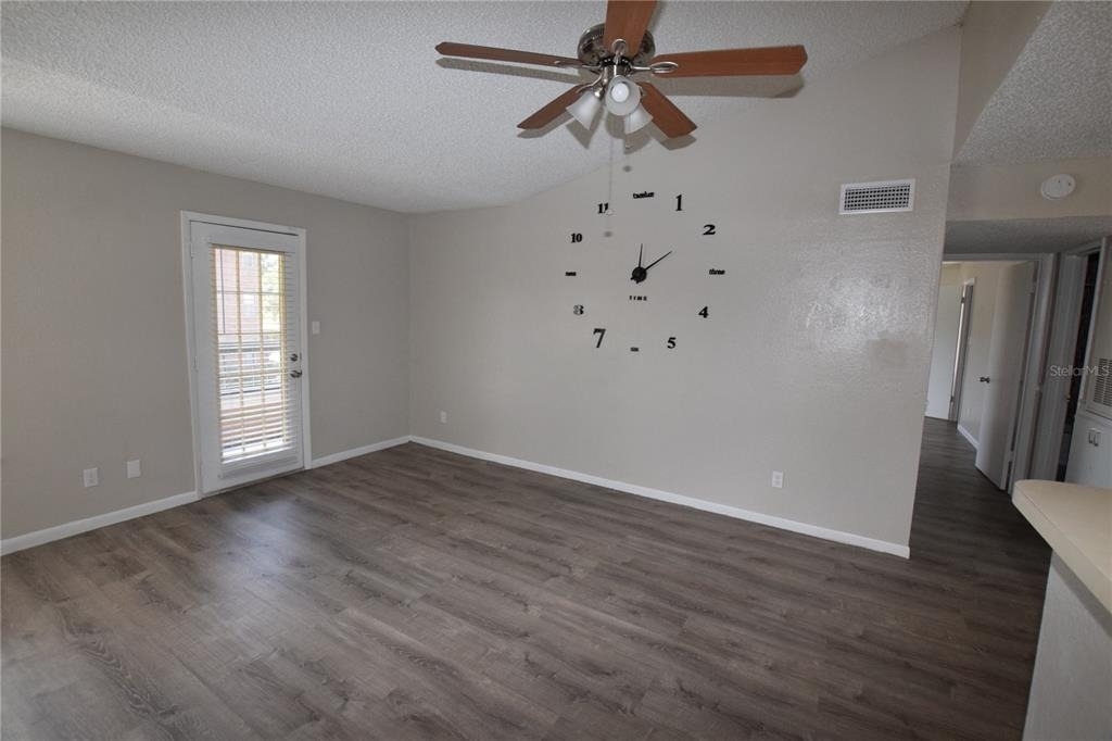 5533 Chrishire Way - Photo 7