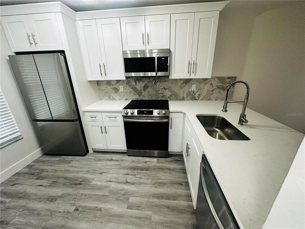 3005 Wainwright Court - Photo 1