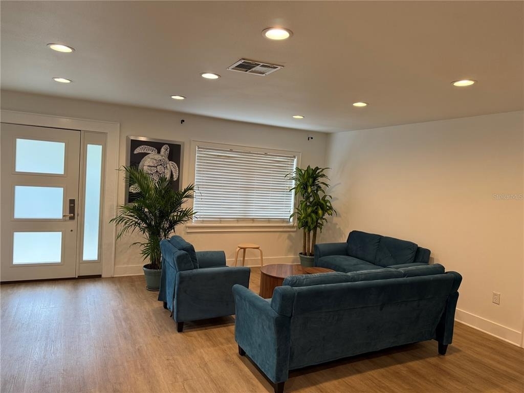 1243 Dingens Avenue - Photo 1