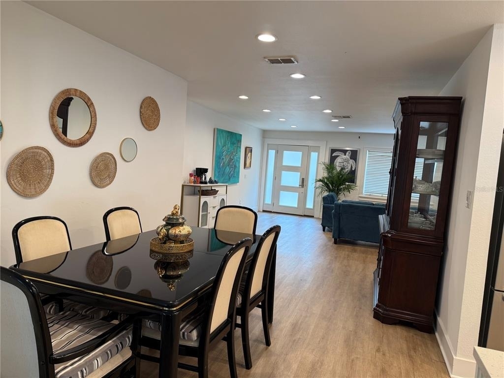 1243 Dingens Avenue - Photo 7