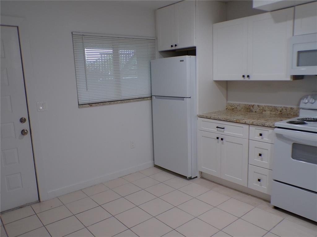 1258 Barbara Drive - Photo 4