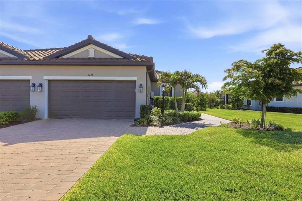 4733 Tortona Court - Photo 4