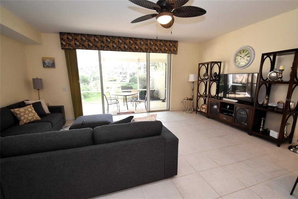 7624 Bergamo Avenue - Photo 5