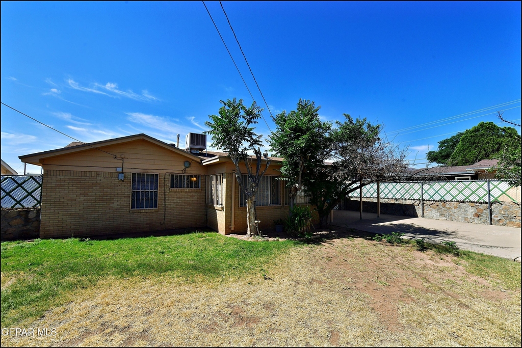 5613 Creston Avenue - Photo 38