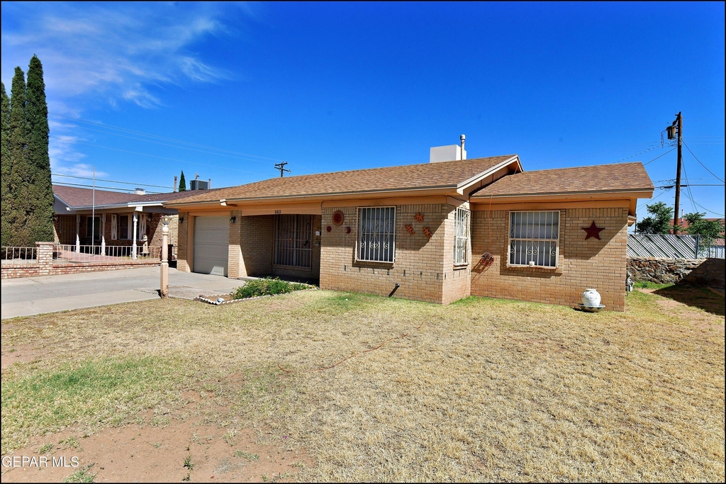 5613 Creston Avenue - Photo 1