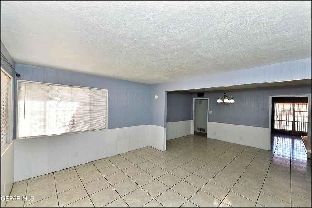 5613 Creston Avenue - Photo 22