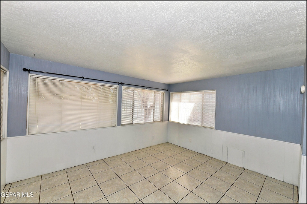 5613 Creston Avenue - Photo 19